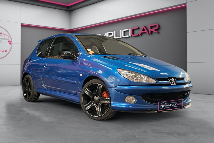 PEUGEOT 206