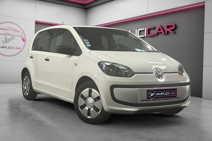 VOLKSWAGEN UP